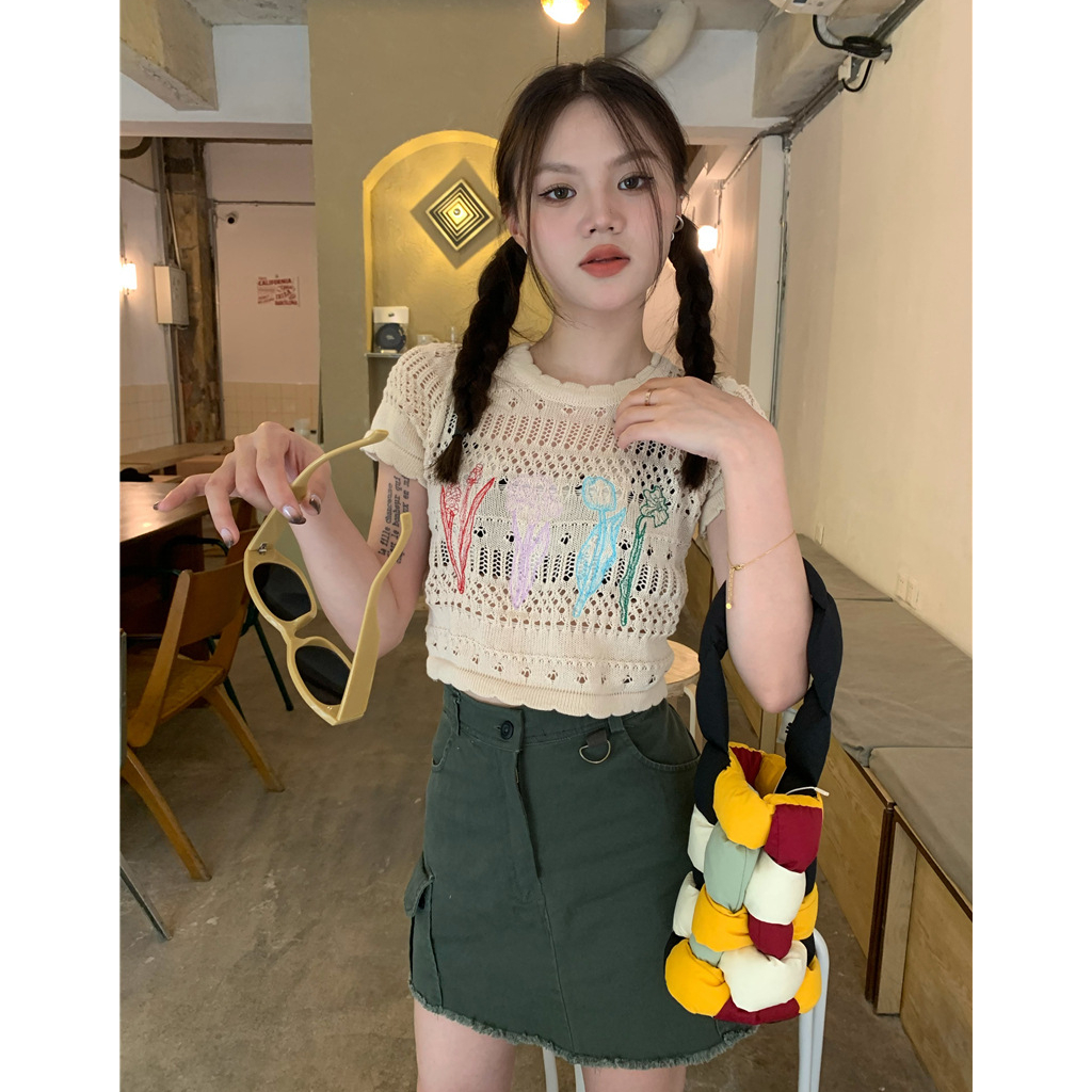 Áo Thun Lửng Đan Len Họa Tiết Hoa Thời Trang Cho Nữ