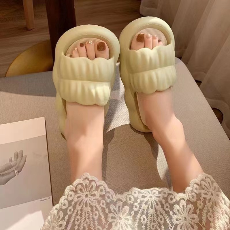 🔥đế cao 2cm🔥Dép bánh mì nữ sandal Đáy dày chống trượt chống nước Phim hoạt hình dễ thương