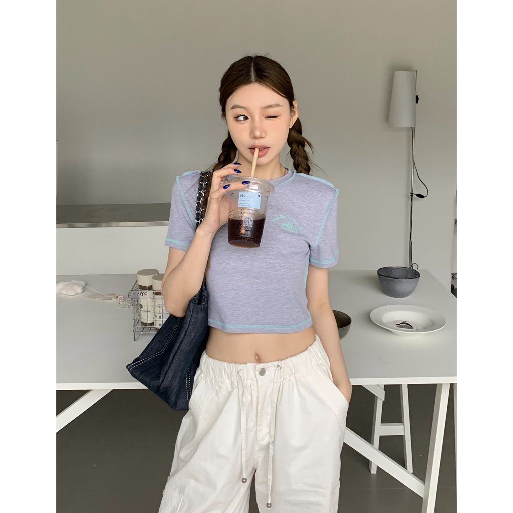 Lalisas Áo Thun Croptop Tay Ngắn Cổ Thuyền Đường Viền Sáng Thiết Kế Đơn Giản Thời Trang Quyến Rũ Cho Nữ