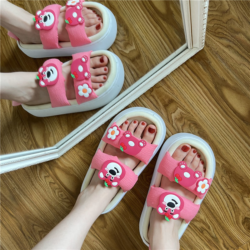 Dép Quai Ngang Đế Dày Chống Trượt Họa Tiết Gấu Dâu Tây Dễ Thương