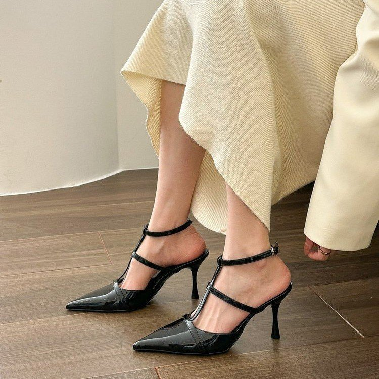 Giày Cao Gót Mũi Nhọn Phối Dây Quyến Rũ Thời Trang