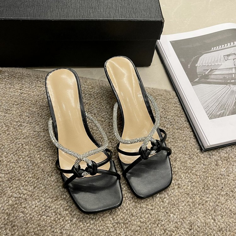 Giày Sandal Cao Gót Mũi Vuông Đính Đá Thời Trang Cho Nữ