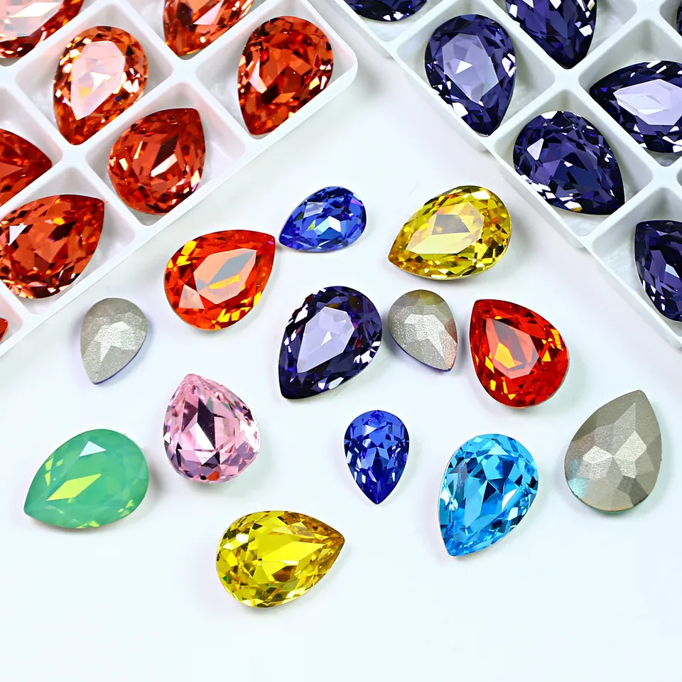 Đá Pha Lê Hình Giọt Nước Kích Thước 18 * 25mm 20 * 30mm Dùng Trang Trí Quần Áo