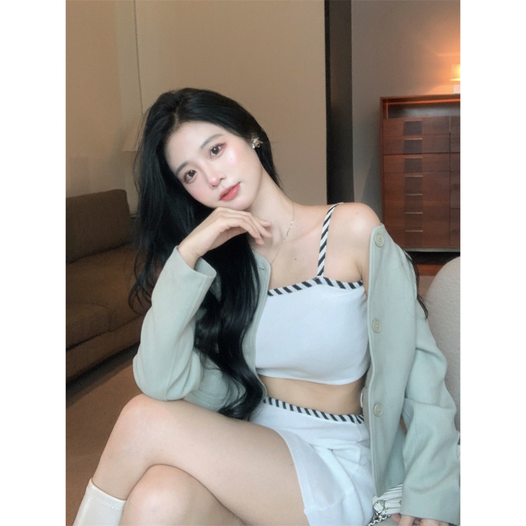 Set Áo Hai Dây Màu Trơn Và Chân Váy Ôm Hông Gợi Cảm Thời Trang Mới 2023 Cho Bạn Gái