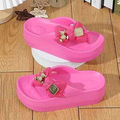 Dép kiểu nữ đi chơi dép bánh mì Thoải Mái Xinh Xắn dép bánh mì 16Z2341012