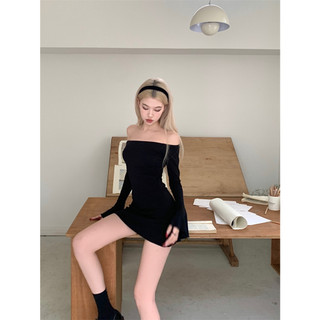 🍓Váy Đen Gợn Sóng Lệch Vai