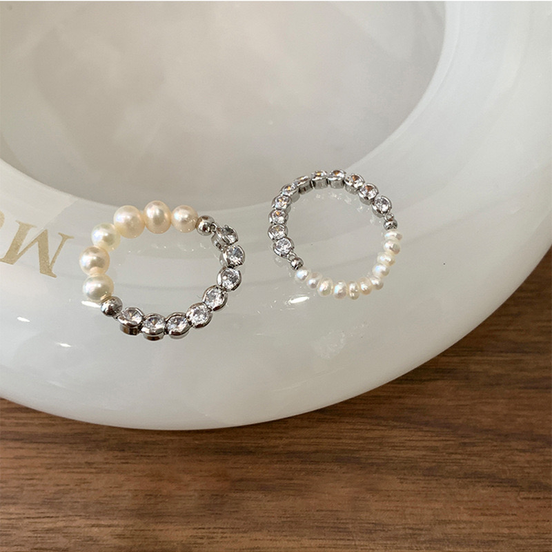 Nhẫn Đính Đá Ngọc Trai Nhân Tạo Phong Cách Mới Cho Nữ