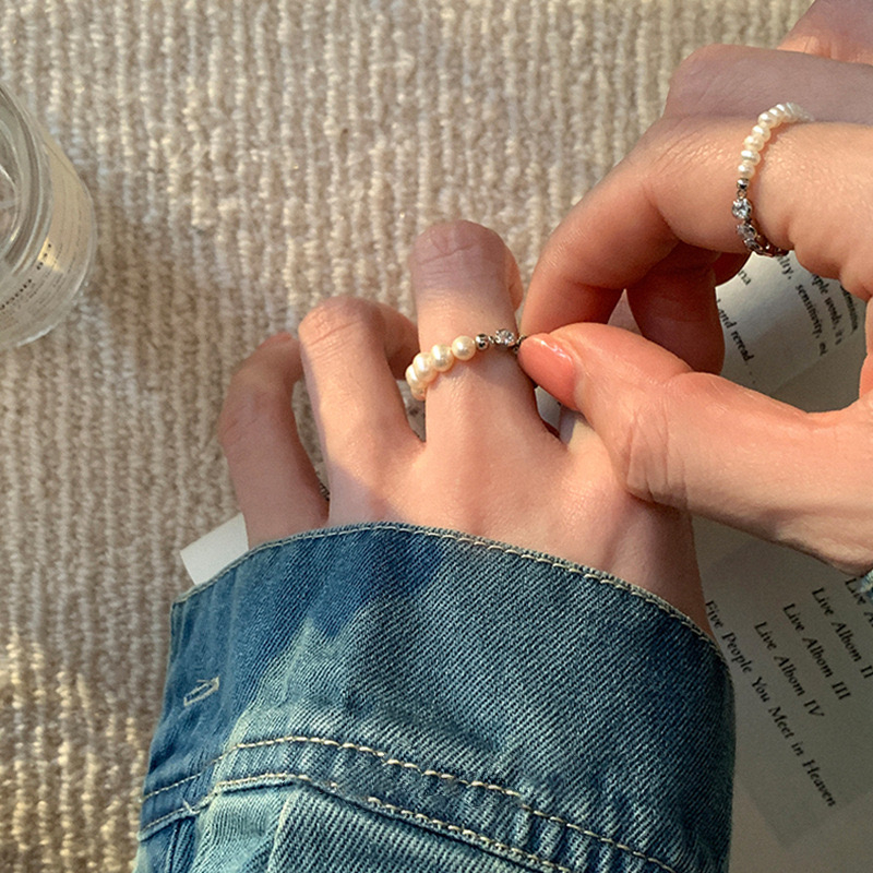 Nhẫn Đính Đá Ngọc Trai Nhân Tạo Phong Cách Mới Cho Nữ