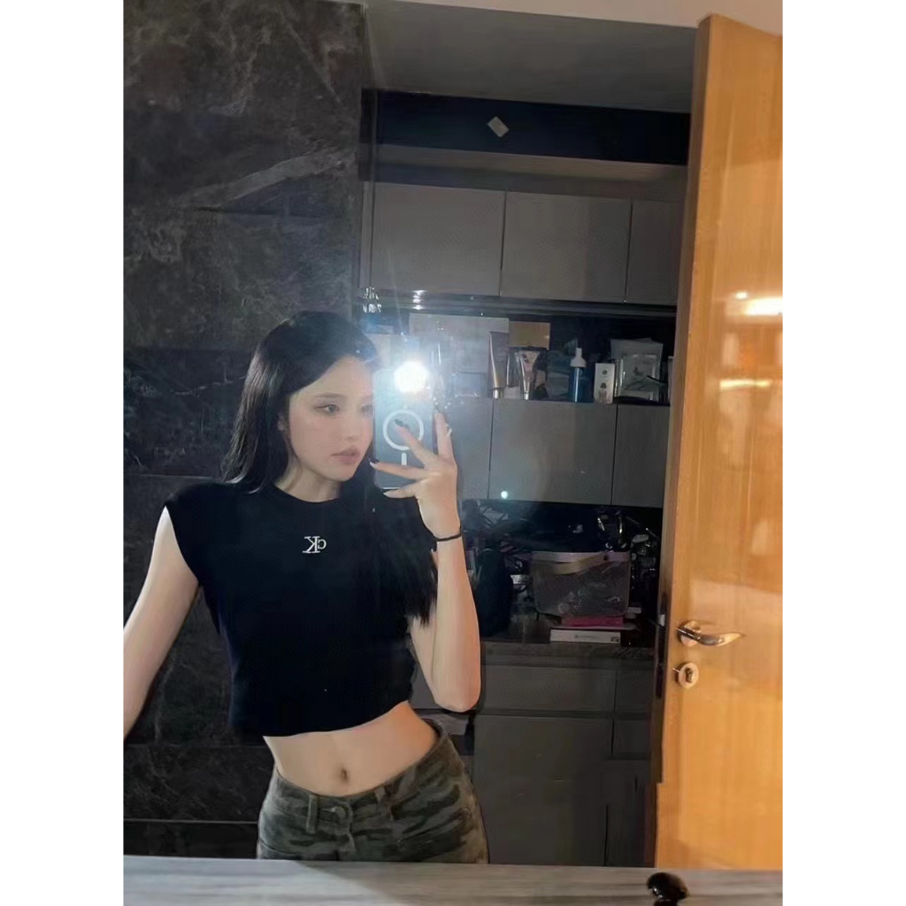 CK Áo Thun Dệt Kim Ngắn Tay Ôm Dáng Thêu Chữ Thời Trang Cho Nữ