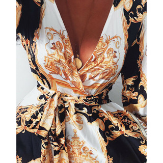 Đầm maxi cổ yếm xẻ tà phong cách boho