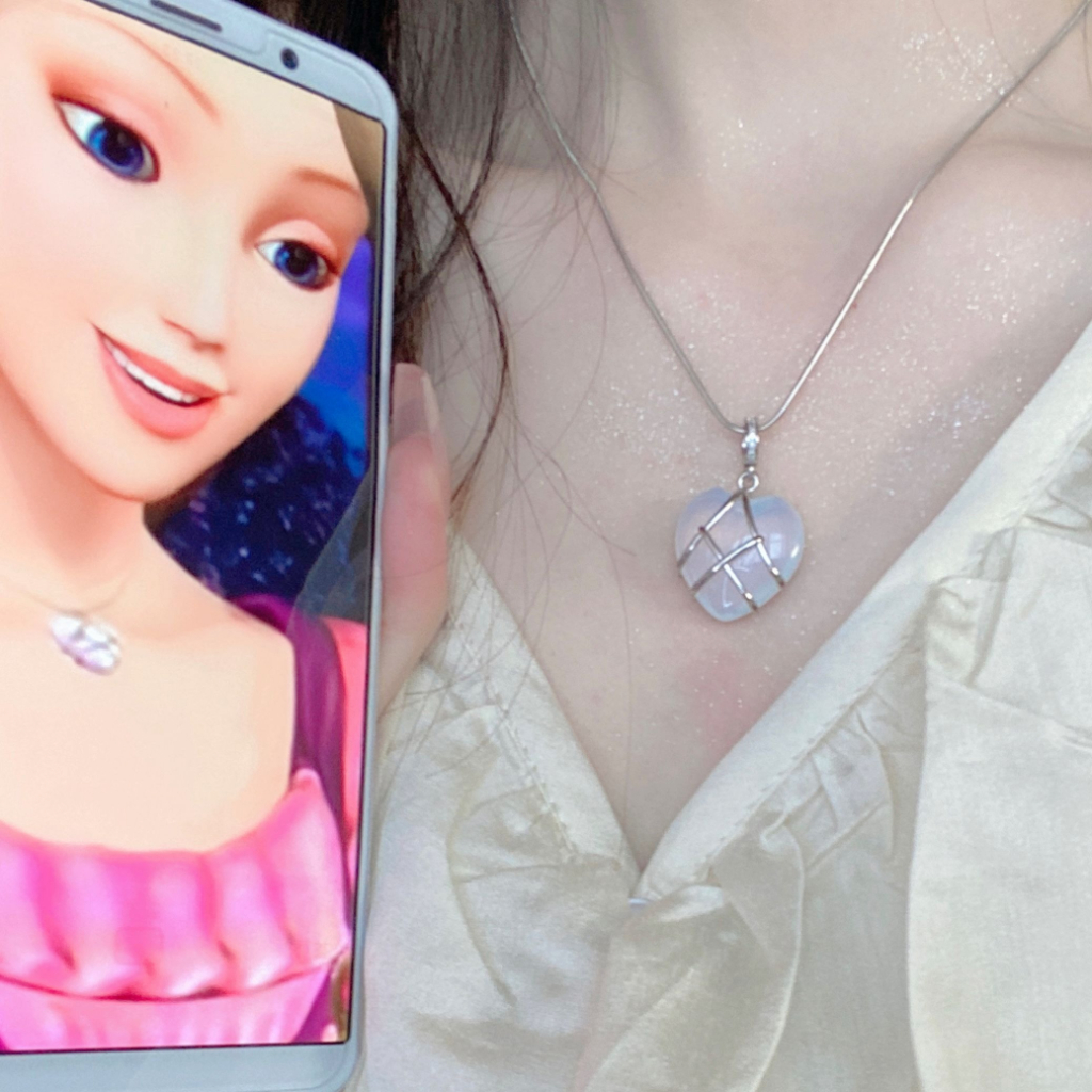 Vòng cổ Mặt Trái Tim Đá opal Màu Hồng Thời Trang Hàn Quốc Dành Cho Búp Bê Barbie