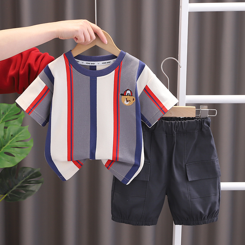 Set Đồ Mùa Hè 2 Món Gồm Áo Thun Cotton In Họa Tiết Sọc Hoạt Hình Gấu + Quần Ngắn Cho Bé Trai