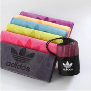 Khăn cotton thấm hút mồ hôi tốt tiện dụng khi chơi thể thao