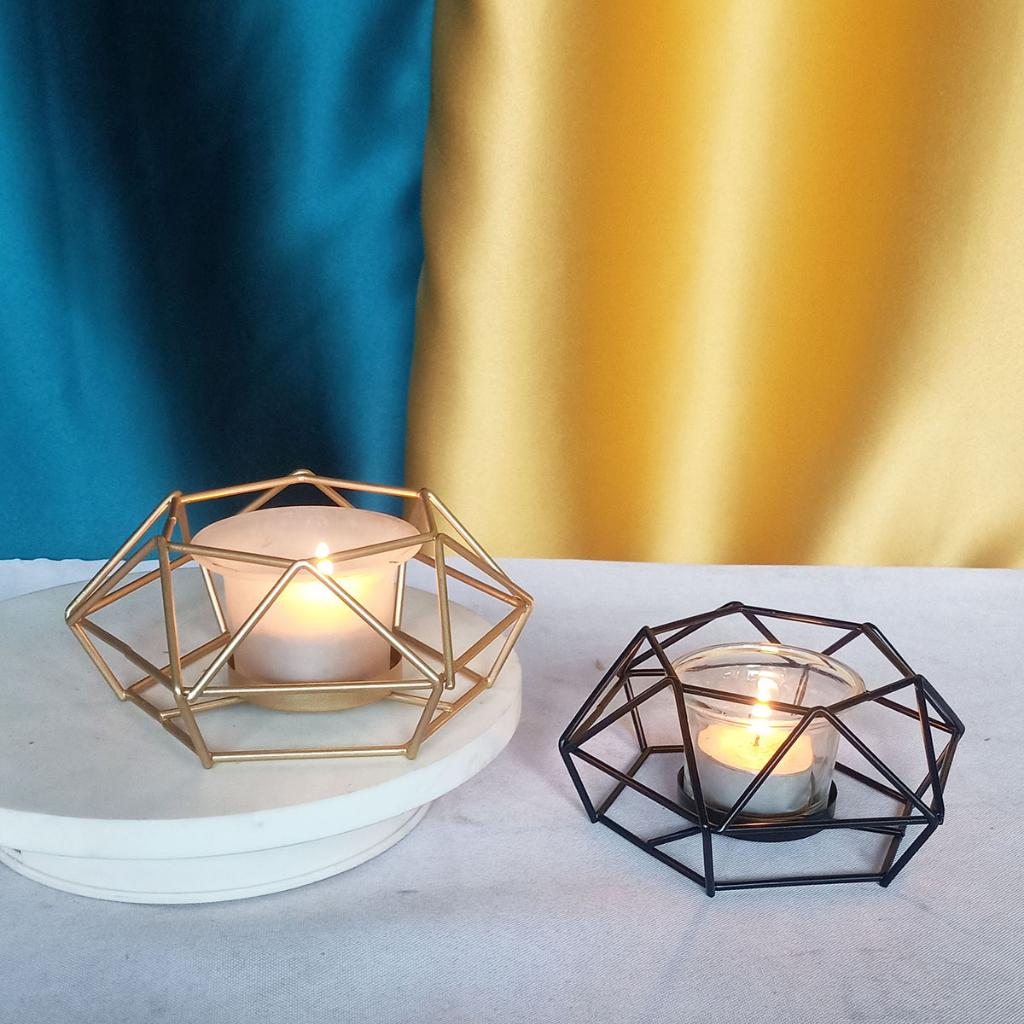 Giá đỡ nến Devoko dạng lồng hình học bằng kim loại màu vàng 3D được đánh bóng trang trí đa dụng