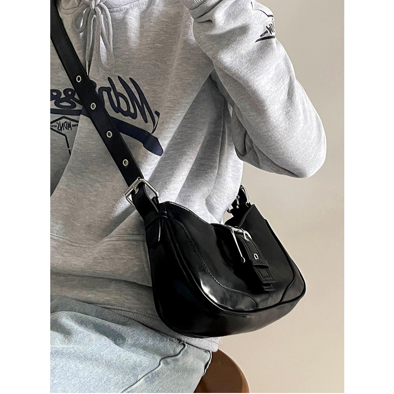 Túi xách đeo chéo vai thời trang cho nữ IELGY