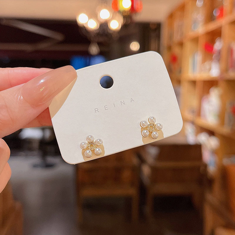 Đôi Bông Tai Mạ Bạc 925 Hình Hoa Nạm Ngọc Trai Giả