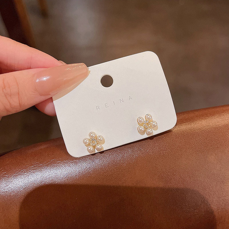 Đôi Bông Tai Mạ Bạc 925 Hình Hoa Nạm Ngọc Trai Giả