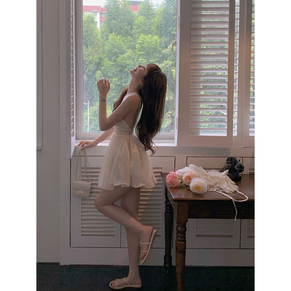 Đầm Dây Đính Ngọc Trai Phong Cách Pháp Thanh Lịch Dành Cho Nữ