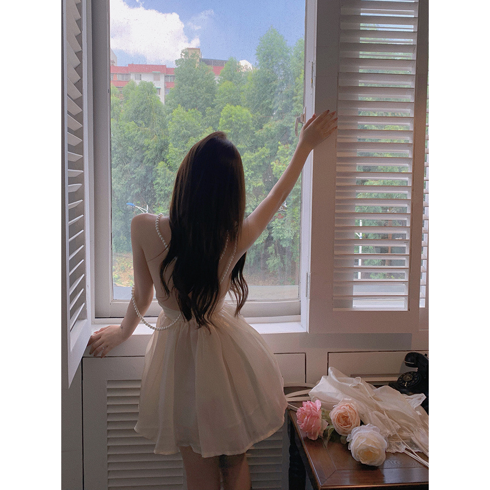 Đầm Dây Đính Ngọc Trai Phong Cách Pháp Thanh Lịch Dành Cho Nữ