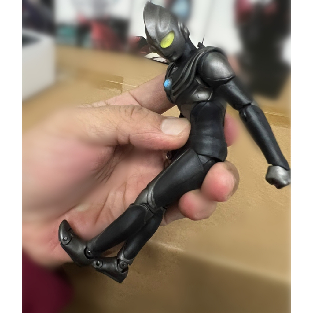 S.h.figuarts Mô Hình Đồ Chơi Nhân Vật Ultraman Tiga Trong Phim Hoạt Hình "Cậu Bé Bút Chì"