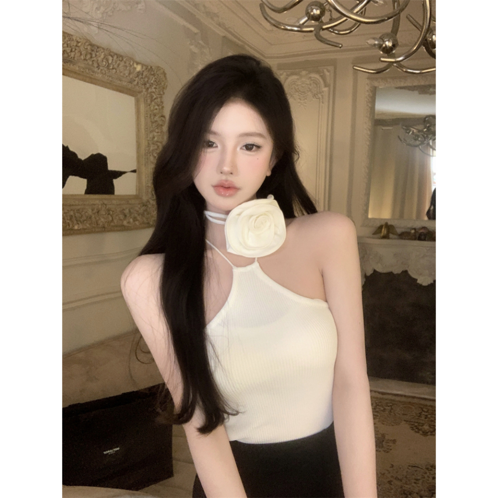 QADCOL Niche Quần Legging Ngắn Dệt Kim Màu Đen Không Tay Có Dây Đeo Cổ Mặc Bên Trong Gia Vị Hoa Hồng Mùa Hè Cho Nữ áo croptop bó