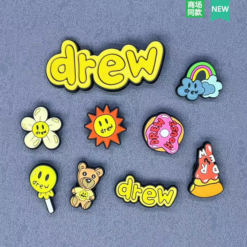 Dép Crocs jibbitz / Shore Charms / Drew / jibbitz Phong Cách Mới 2023 Giá Đỡ