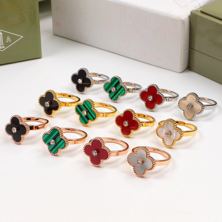 Nhẫn Thời Trang In Chữ v Độc Đáo Cá Tính