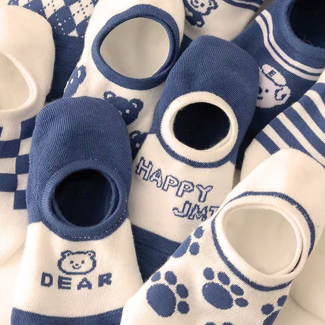 Vớ Mỏng Nhẹ Thoải Mái Chống Trượt Họa Tiết Gấu Dễ Thương Cho Nữ