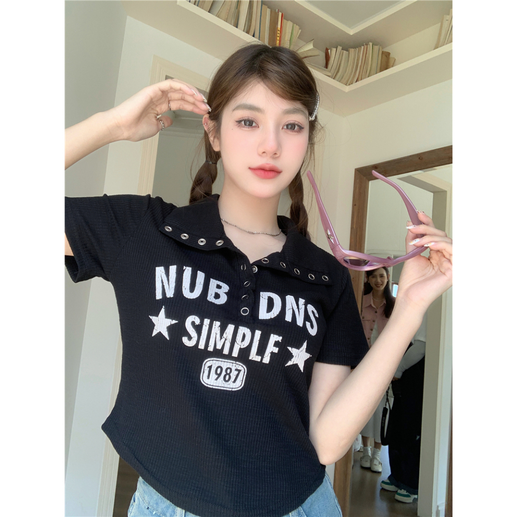 Lalisas Áo Thun Tay Ngắn Dáng Ôm Cổ Bẻ In Hình Cô Gái Gia Vị Mỹ Cổ Điển Cho Nữ