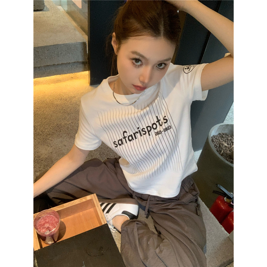 Lalisas Áo Thun Tay Ngắn Dáng Ôm In Chữ Thời Trang Cho Nữ