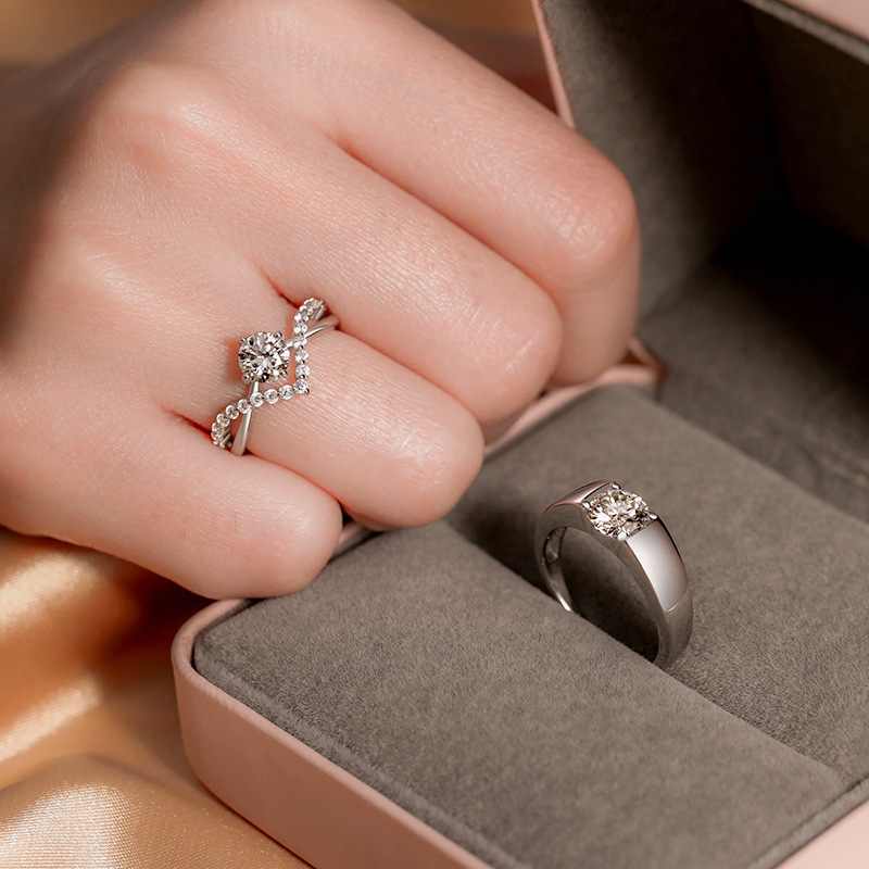 Nhẫn Titan Bạc 925 Đính Đá Zircon Hình Vương Miện Cho Cặp Đôi