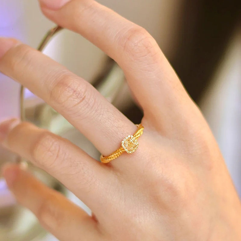 Nhẫn Titan Vàng 18K Đính Đá Zircon AAA + Zircon Cho Nữ