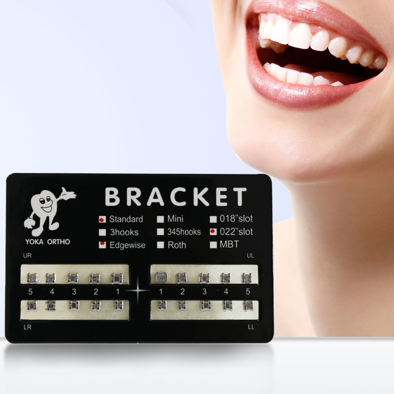 Bộ 10 Móc Đen Treo Đồ 3 Móc Tiêu Chuẩn 022