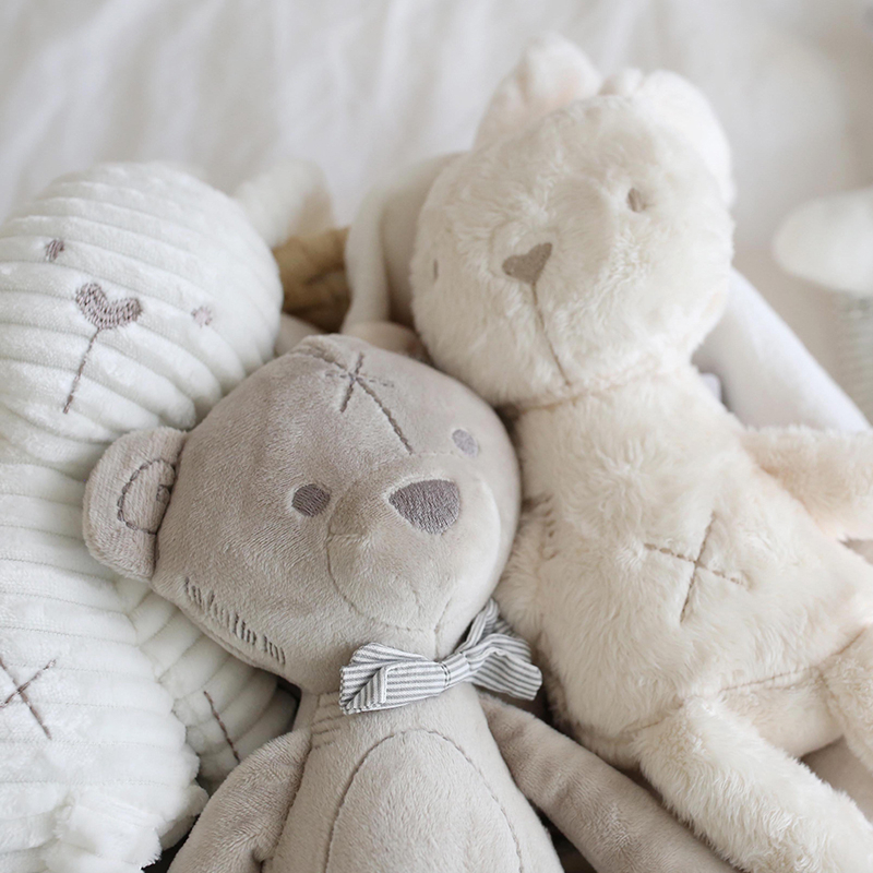 Thú Nhồi Bông Hình Thỏ Chân Dài Mềm Mại Cho Bé