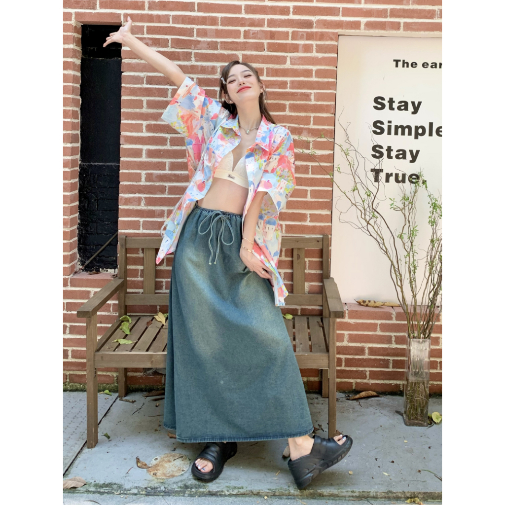 Lalisas Áo Sơ Mi Tay Ngắn oversize In Họa Tiết Graffiti Cổ Điển Dành Cho Nữ