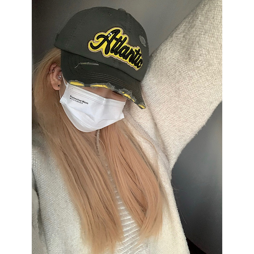 Mũ Lưỡi Trai Thiết Kế Đục Lỗ Phong Cách Đường Phố Cá Tính Thời Trang Mùa Hè Cho Nữ