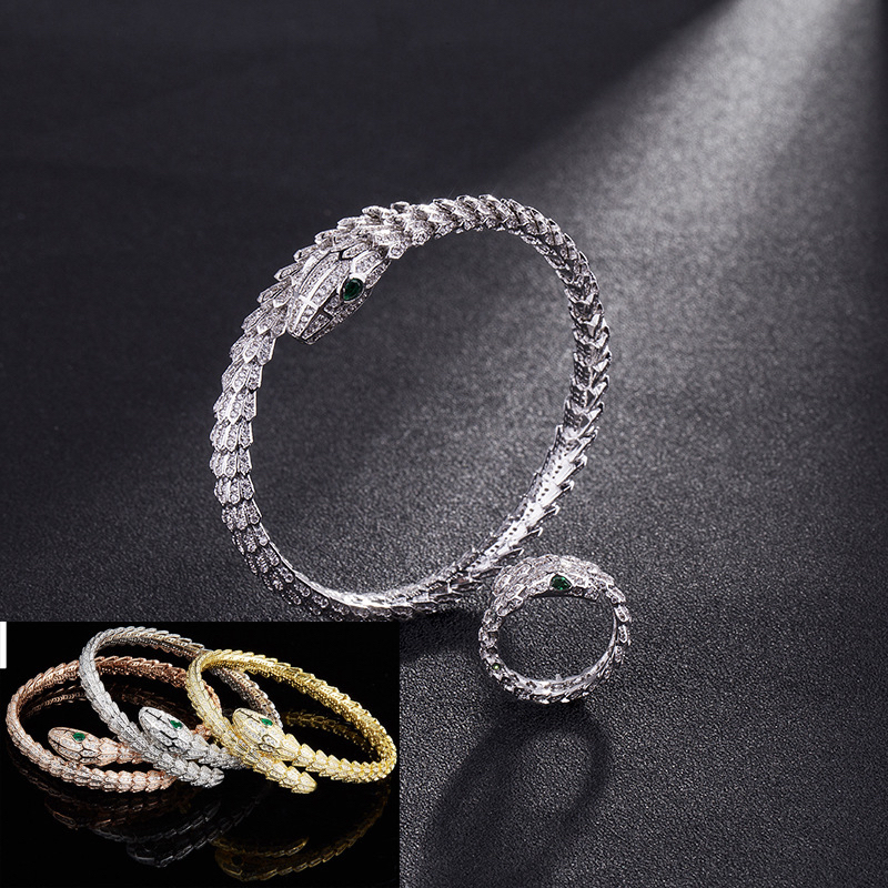 Vòng Tay Mạ Vàng Hồng 18k Hình Rắn Đính Đá Sang Trọng Cho Nữ