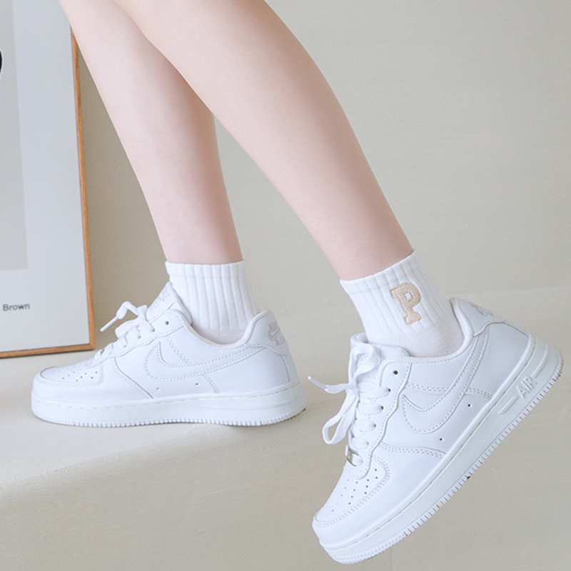 Đôi Tất Chân Cotton Thoáng Khí Màu Trơn Đơn Giản Thời Trang Cho Nữ