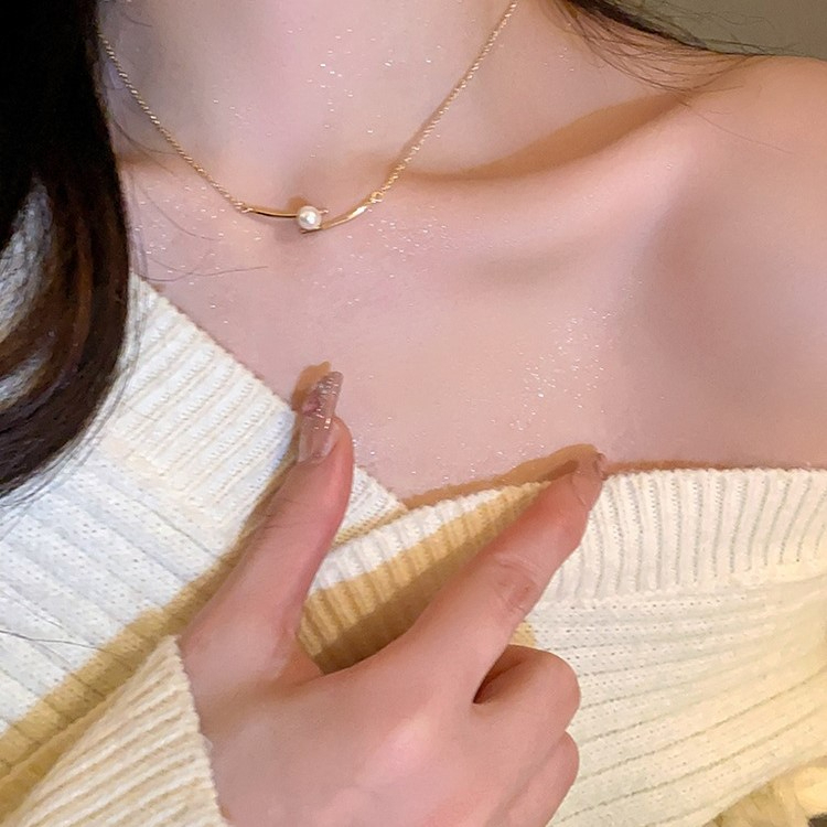 Vòng cổ Ngọc Trai Mặt Thánh Giá Màu Vàng Thời Trang Hàn Quốc Chất Lượng Cao Làm Quà Tặng