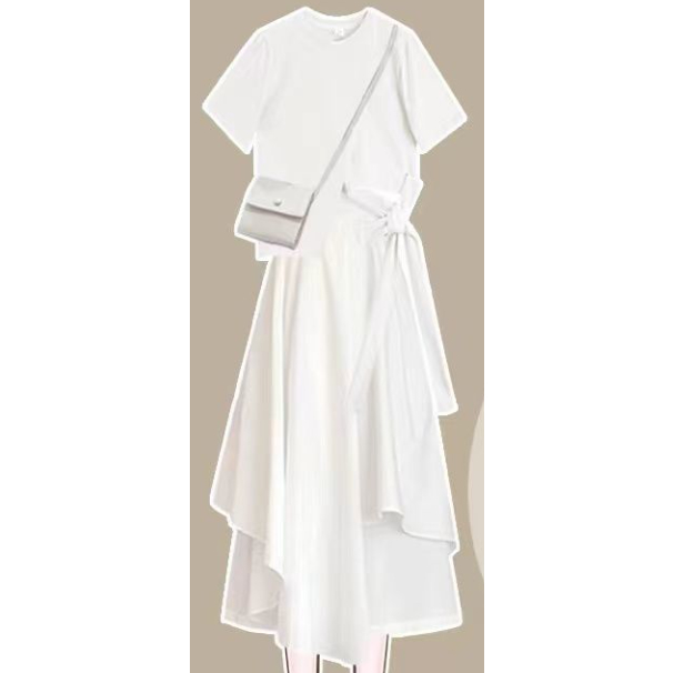 Set Áo Thun Ngắn Tay Form Rộng Và Chân Váy Phong Cách Hàn Quốc Dành Cho Nữ