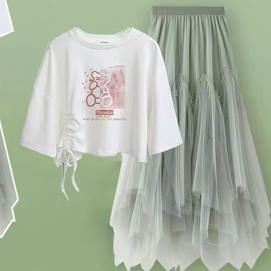 Set Áo Thun Ngắn Tay Form Rộng + Chân Váy Lưới Thời Trang Dành Cho Nữ