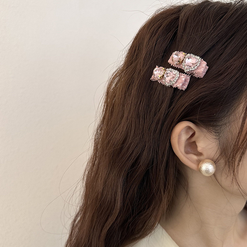 Kẹp Tóc Đính Đá Hình Trái Tim Phong Cách Lolita