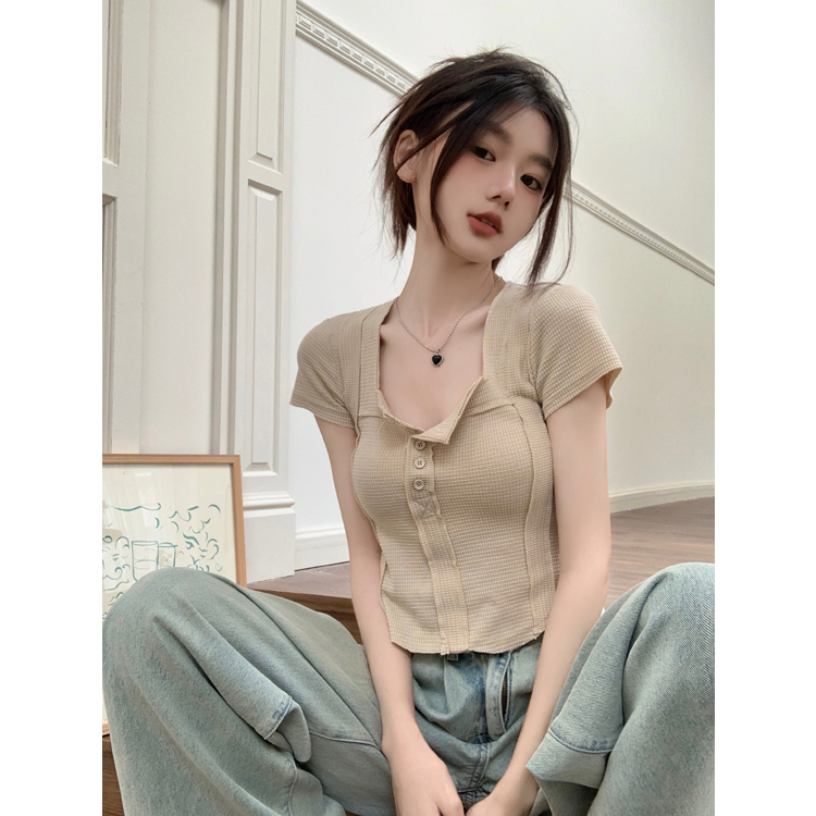 Áo Croptop Tay Ngắn Cổ Vuông Dáng Ôm Phối Nút Thời Trang Cho Nữ