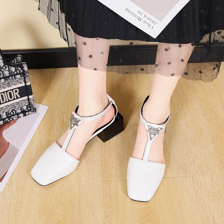 Giày Sandal Đế Thấp Phối Dây Xinh Xắn Dành Cho Nữ