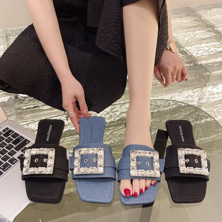 Sandal Đế Bằng Plus Size Đính Đá Cao Cấp Thời Trang Dành Cho Nữ