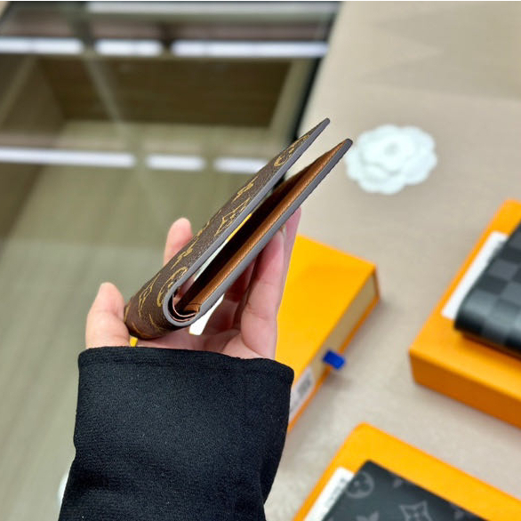 Ví Louis Vuitton M60895 Chính Hãng 100%