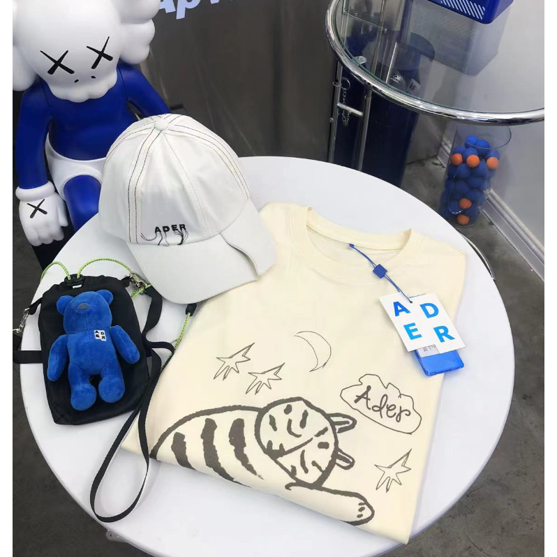 Áo Thun Cotton Ngắn Tay Dáng Rộng In Họa Tiết Hoạt Hình Graffiti Thời Trang Mùa Hè Cho Cặp Đôi