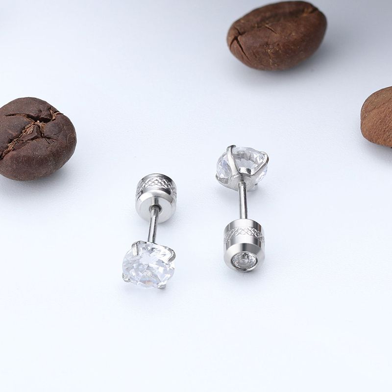 1 Đôi Bông Tai Thép Titan Đính Kim Cương Giả 5MM Cho Nam Nữ