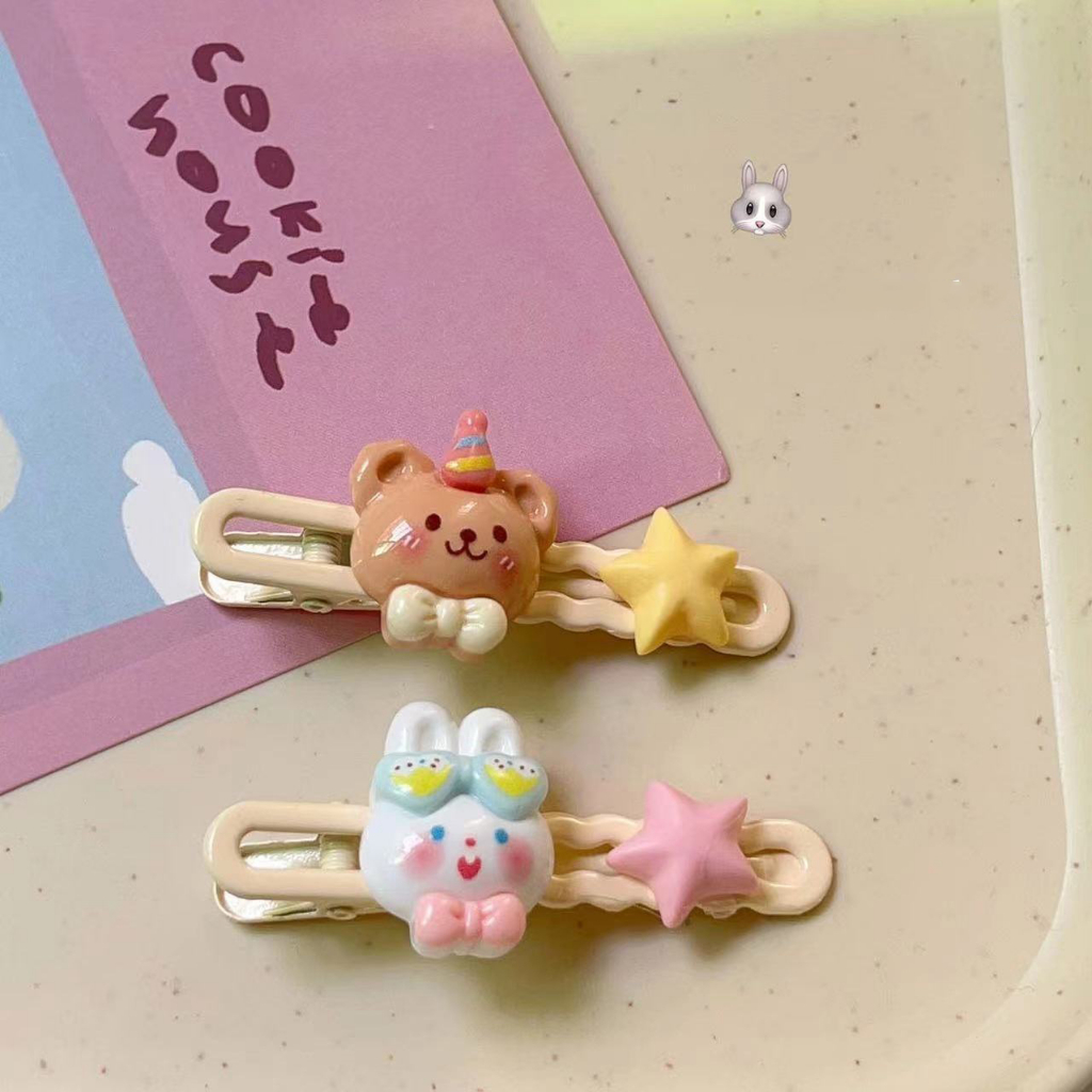 2pcs Kẹp Tóc Mái Hình oval / Gấu / Thỏ Hoạt Hình Dễ Thương Cho Nữ