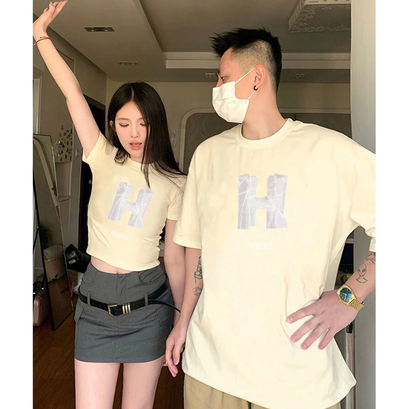 Áo thun IHKKE tay ngắn màu đen/ trắng in họa tiết chữ cái phong cách Hàn Quốc trẻ trung thời trang dành cho cặp đôi